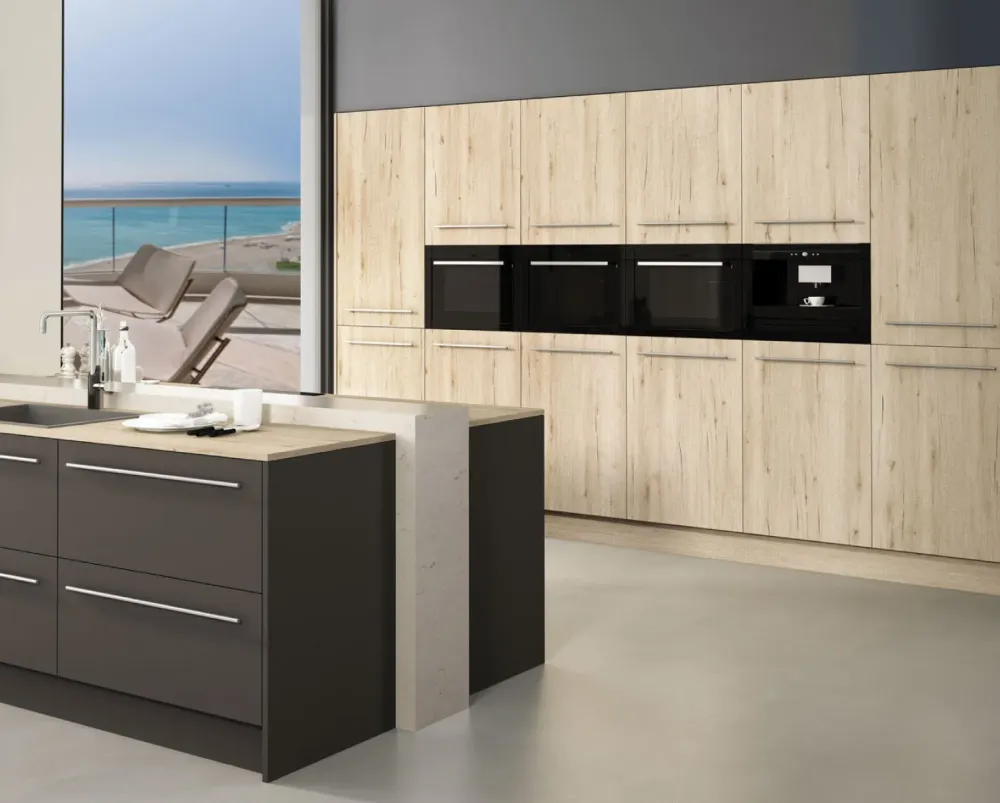 CUISINE MIAMI ET AULUS